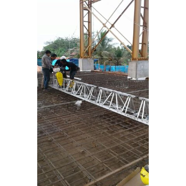 CONCRETE PAVER FINISHING SCREEDER DYNAMIC VTS 600 - LENGHT 3-4-5-6-7-8 METERS
