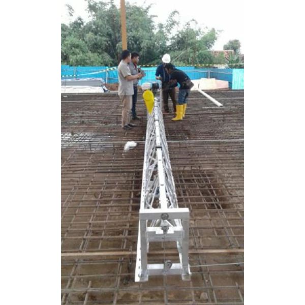 CONCRETE PAVER FINISHING SCREEDER DYNAMIC VTS 600 - LENGHT 3-4-5-6-7-8 METERS